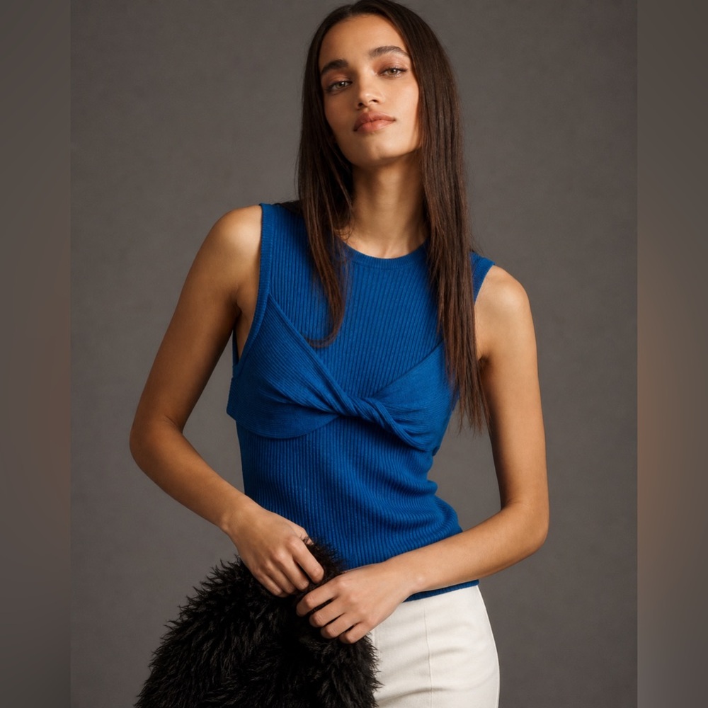 🟪Firm Price 🟪Anthropologie Pilcro Twist detail sweater tank